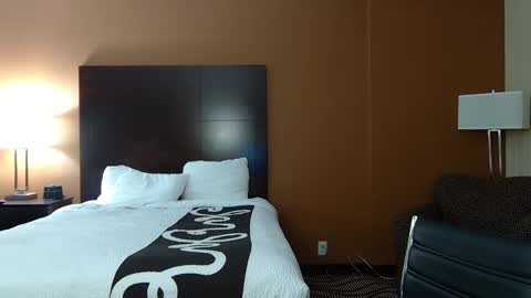 Snapshot of hardworkertn chatting on 2, 12, 2025 hardworkertn online show from 2, 12, 2025