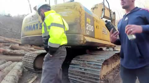 Snapshot of hardworkertn chatting on 5, 12, 2025 hardworkertn online show from 5, 12, 2025