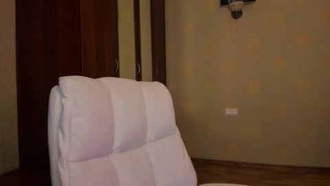 Julia online show from 7, 2, 2026