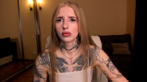 Snapshot of harley_kimm chatting on 26, 4, 2026 Julia online show from 26, 4, 2026