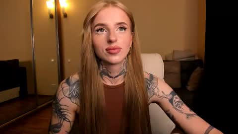 Julia online show from 24, 7, 2026