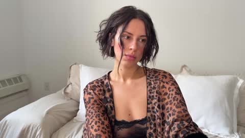 HARLOW BLAKE online show from 4, 1, 2025