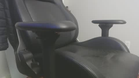 Snapshot of harp3736 chatting on 11, 1, 2025 Datswut Shesed online show from 11, 1, 2025