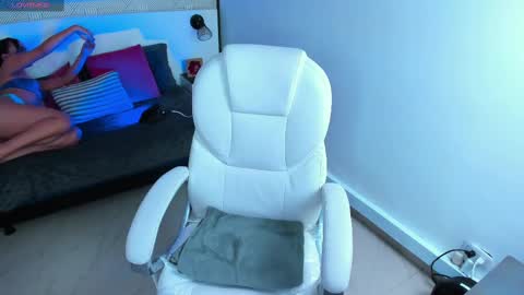 Harper  online show from 12, 11, 2025