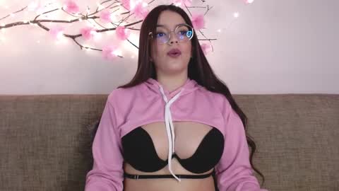     online show from 20, 1, 2025