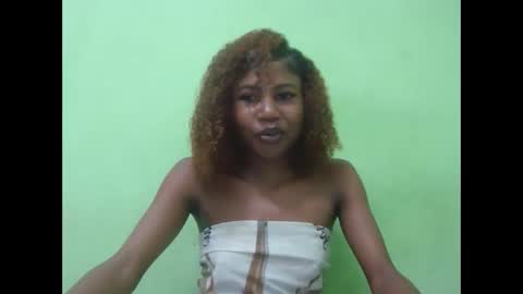 Snapshot of hasleyinah chatting on 9, 5, 2026 hasleyinah online show from 9, 5, 2026