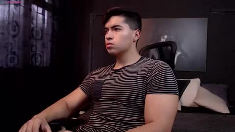 hat_guy01 online show from 4, 3, 2026