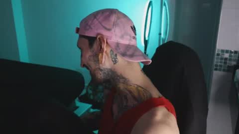 More content   2   online show from 10, 10, 2025