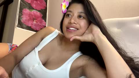 Snapshot of hawaiigirl_ chatting on 7, 1, 2026 hawaiigirl_ online show from 7, 1, 2026