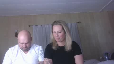 hawktuahgwakgwakmom online show from 6, 1, 2025