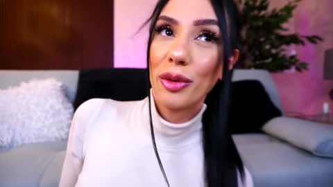 Snapshot of hayliemilf chatting on 2, 1, 2025 Haylie online show from 2, 1, 2025