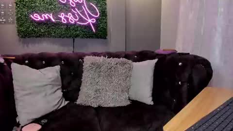 Snapshot of haze_vibes chatting on 26, 7, 2026 Maria online show from 26, 7, 2026