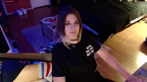 Hazel Lust online show from 15, 3, 2026