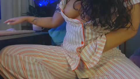 Snapshot of hazel_lyn222 chatting on 14, 7, 2026 Hazel online show from 14, 7, 2026