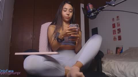 Hazel Mafia online show from 30, 1, 2025