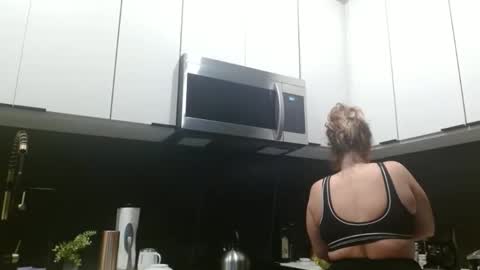 Snapshot of hazel_skye chatting on 18, 5, 2026 Hazel online show from 18, 5, 2026