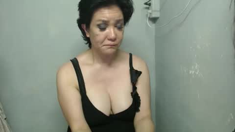 hazelannenatividad3 online show from 8, 4, 2026