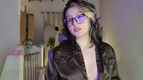 Snapshot of hazelbrownn23 chatting on 10, 6, 2026 Hazel Brown online show from 10, 6, 2026