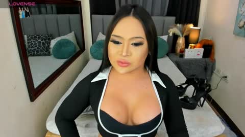 HAZEL MADONNA online show from 14, 7, 2026