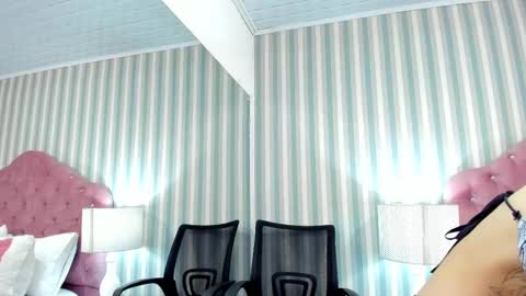 HazelMoret online show from 26, 2, 2025