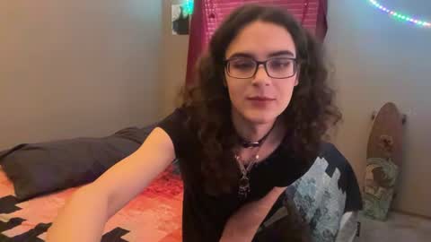 Hazel online show from 21, 7, 2026
