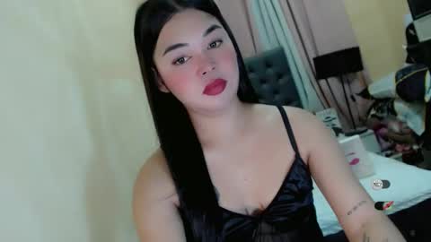 Snapshot of heatmusex_ chatting on 24, 4, 2026 Kylene3 online show from 24, 4, 2026