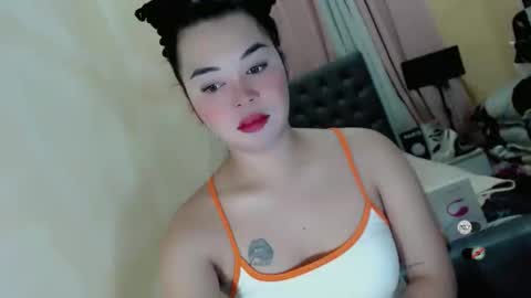 Snapshot of heatmusex_ chatting on 7, 6, 2026 Kylene3 online show from 7, 6, 2026