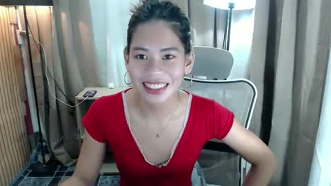 Snapshot of heavenly_kylene chatting on 30, 5, 2026 KYLENE SEXY online show from 30, 5, 2026
