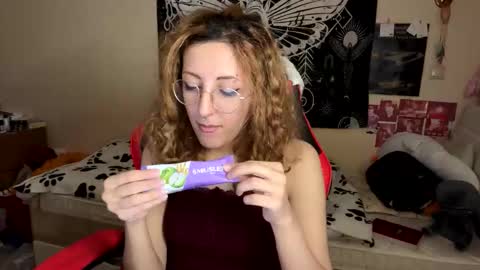 Snapshot of heavenlycreature chatting on 20, 11, 2025 Diana online show from 20, 11, 2025