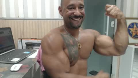 hebertgomes online show from 10, 4, 2026