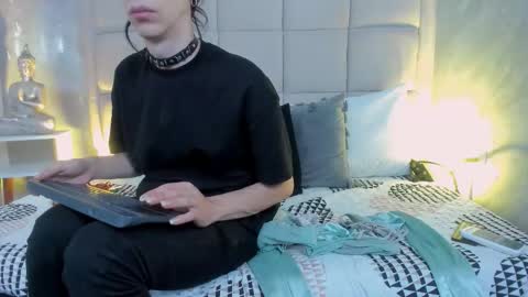 Keira Hecate online show from 16, 1, 2026