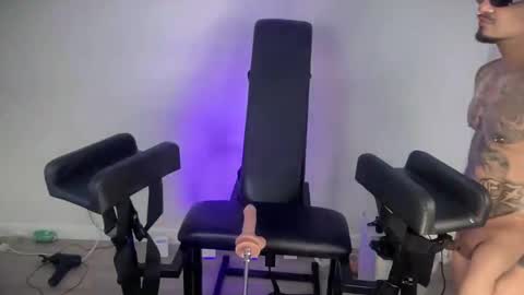 Snapshot of hectorramirezxxx chatting on 2, 3, 2025 LockedThug online show from 2, 3, 2025