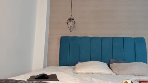 heidi_feuer online show from 20, 10, 2025