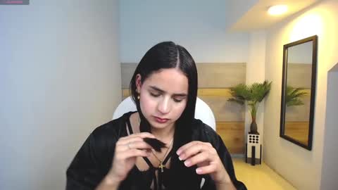 Heidy  online show from 11, 2, 2025