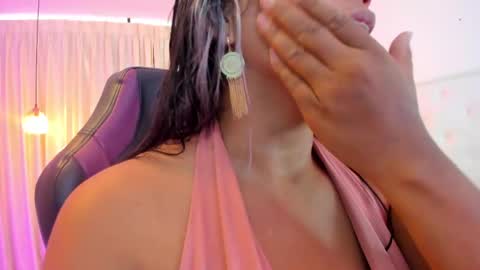              online show from 17, 2, 2025