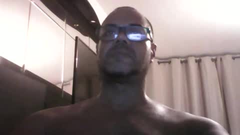 Snapshot of heistt chatting on 20, 9, 2025 Heist Stein online show from 20, 9, 2025