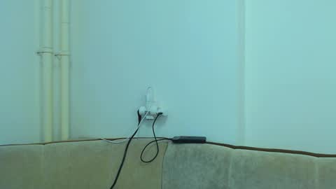 helen_adams_ online show from 6, 3, 2025