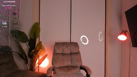 Snapshot of helena_lorente chatting on 14, 12, 2024 Helen online show from 14, 12, 2024