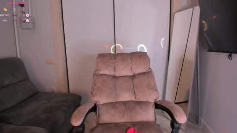 Snapshot of helena_lorente chatting on 6, 10, 2025 Helen online show from 6, 10, 2025