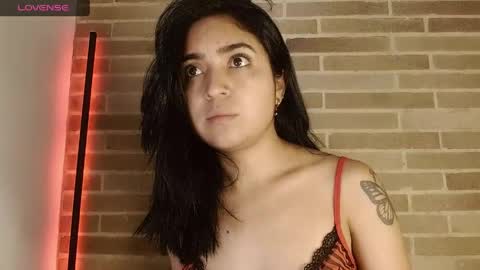 Snapshot of helenacyruss666 chatting on 23, 5, 2026 Only 18 cyrus online show from 23, 5, 2026