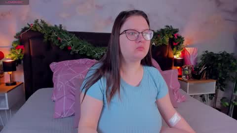 helendanvers online show from 12, 1, 2026