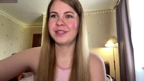 Snapshot of helenjoyne chatting on 13, 5, 2026 Chloe online show from 13, 5, 2026