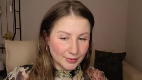 Snapshot of helens_lov chatting on 23, 4, 2026 Helen online show from 23, 4, 2026