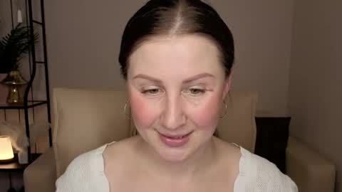 Snapshot of helens_lov chatting on 4, 5, 2026 Helen online show from 4, 5, 2026