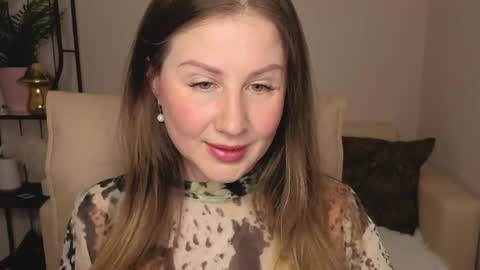 Snapshot of helens_lov chatting on 21, 5, 2026 Helen online show from 21, 5, 2026