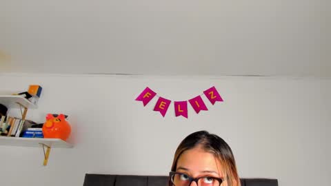 Helen or Hells online show from 1, 3, 2025