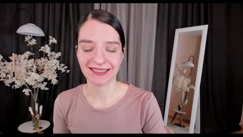 Helen online show from 3, 2, 2025