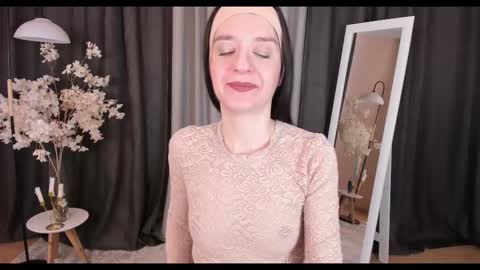 Helen online show from 24, 2, 2025