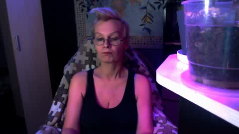 Helga online show from 6, 4, 2026