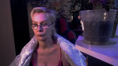 Helga online show from 17, 5, 2026